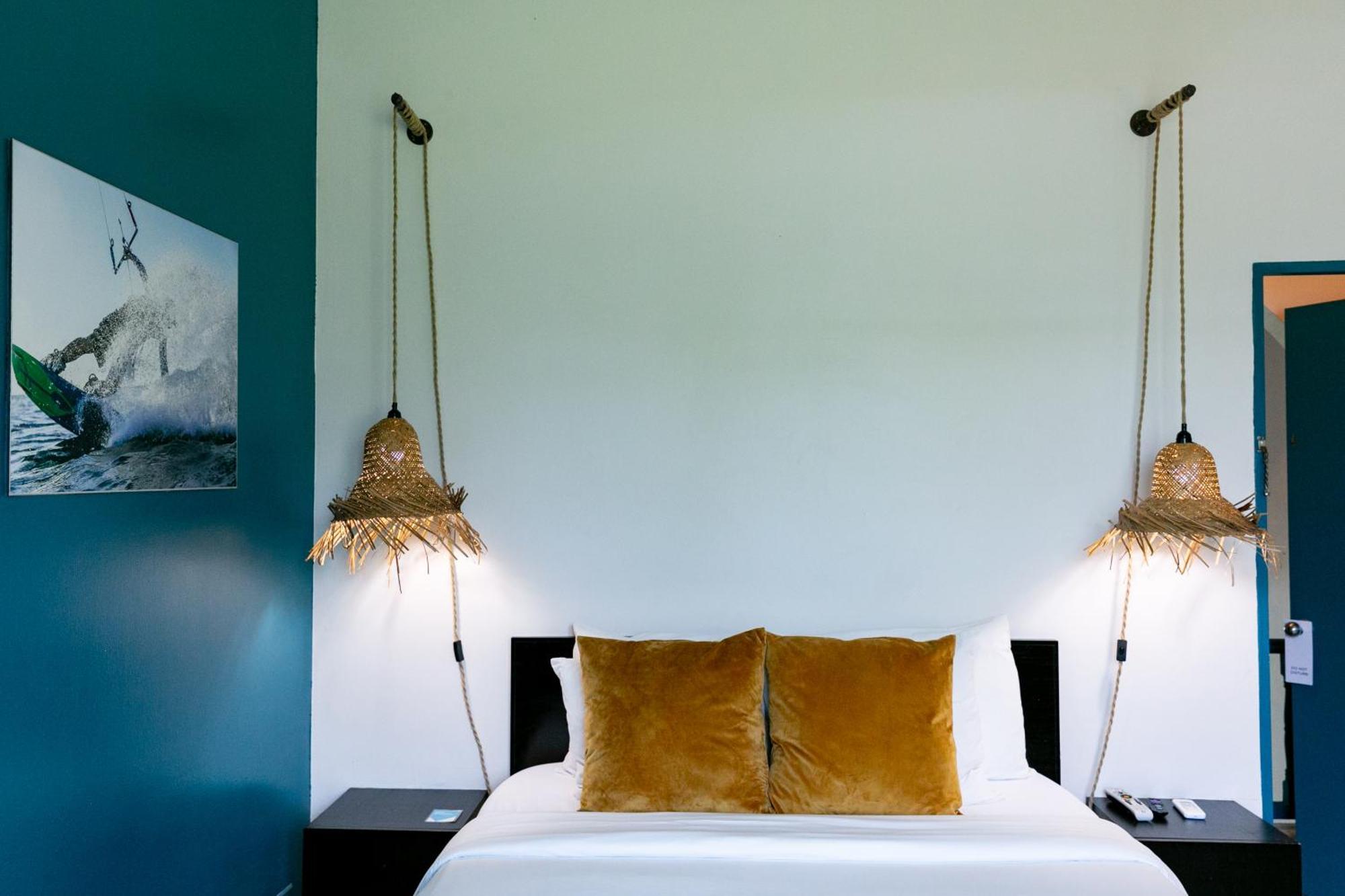Numero Uno Beach Apartments San Juan Buitenkant foto